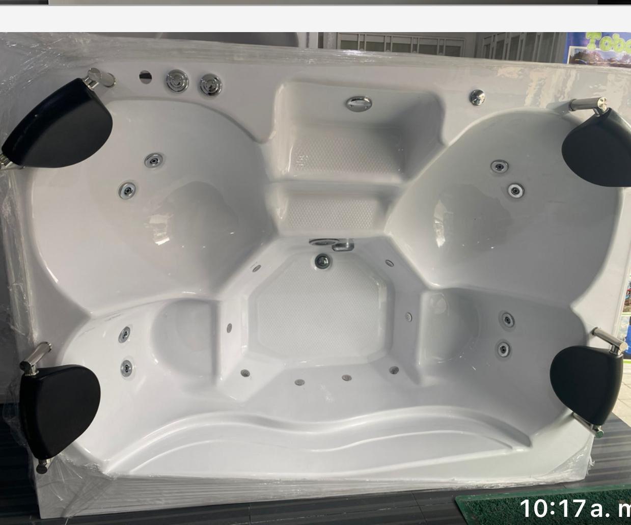 Jacuzzi Movedo — Aquavita Jacuzzis y Piscinas